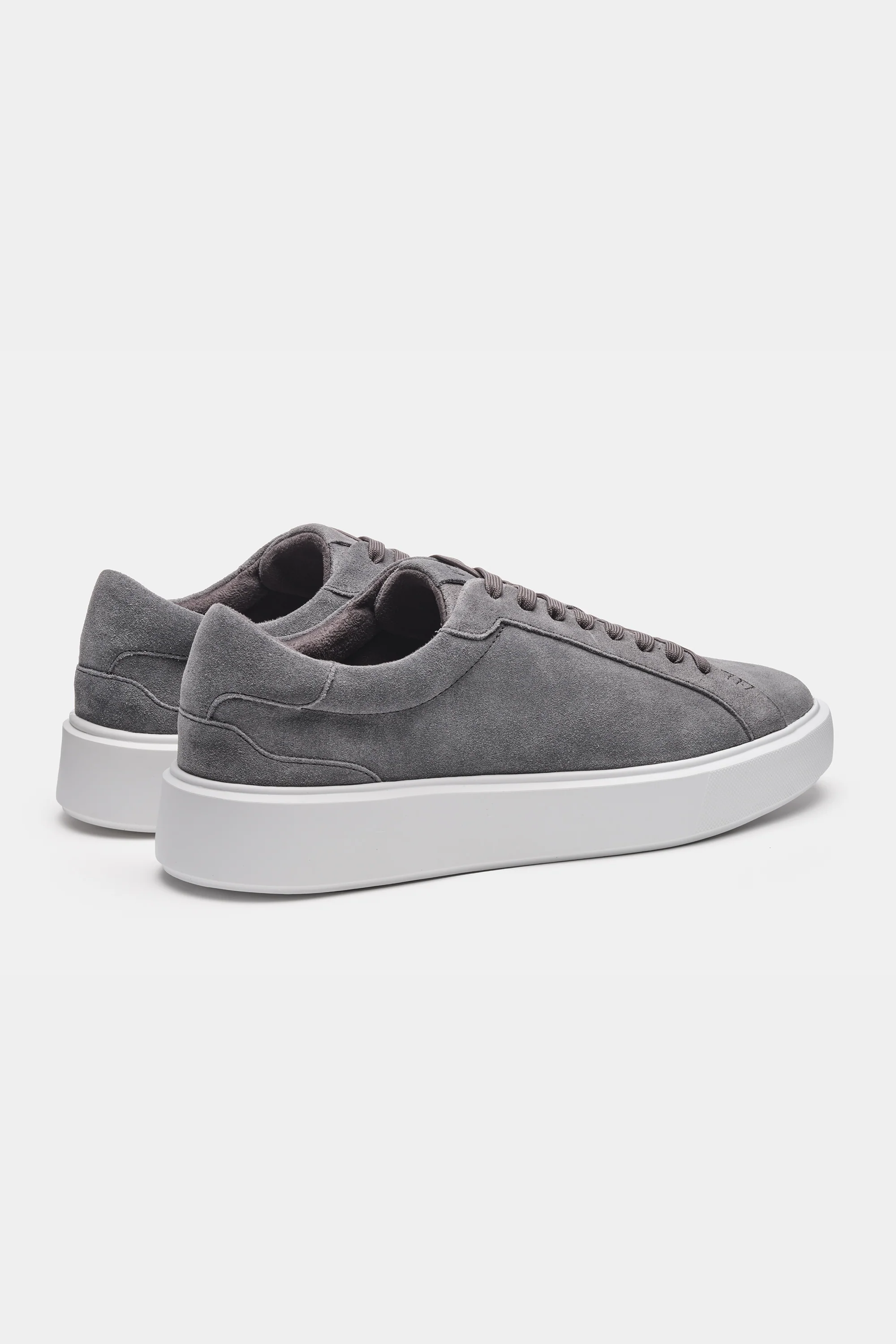 THE CLASSIC SUEDE TRAINER - Image 9