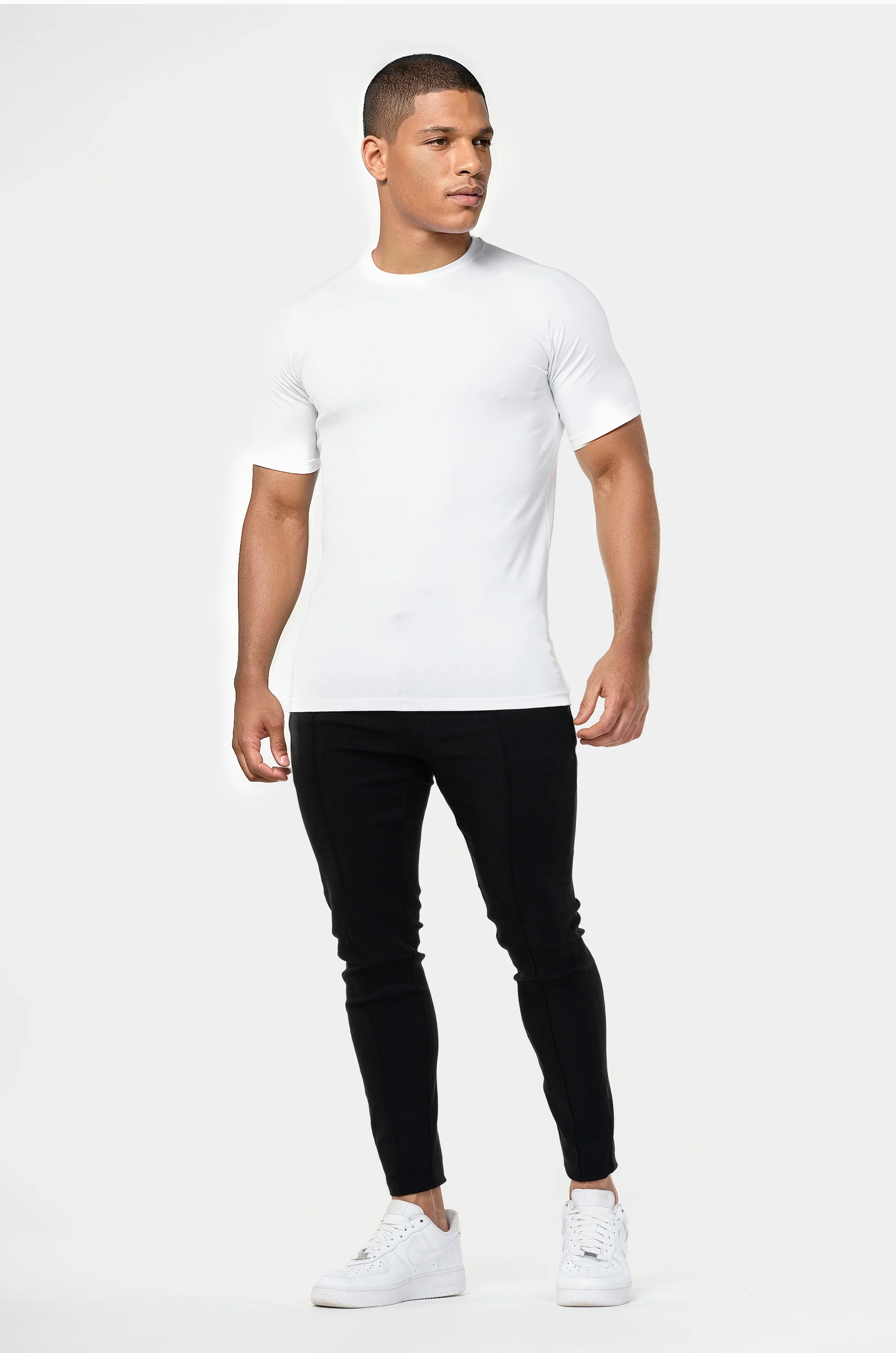 THE ESSENTIAL T-SHIRT - Image 6