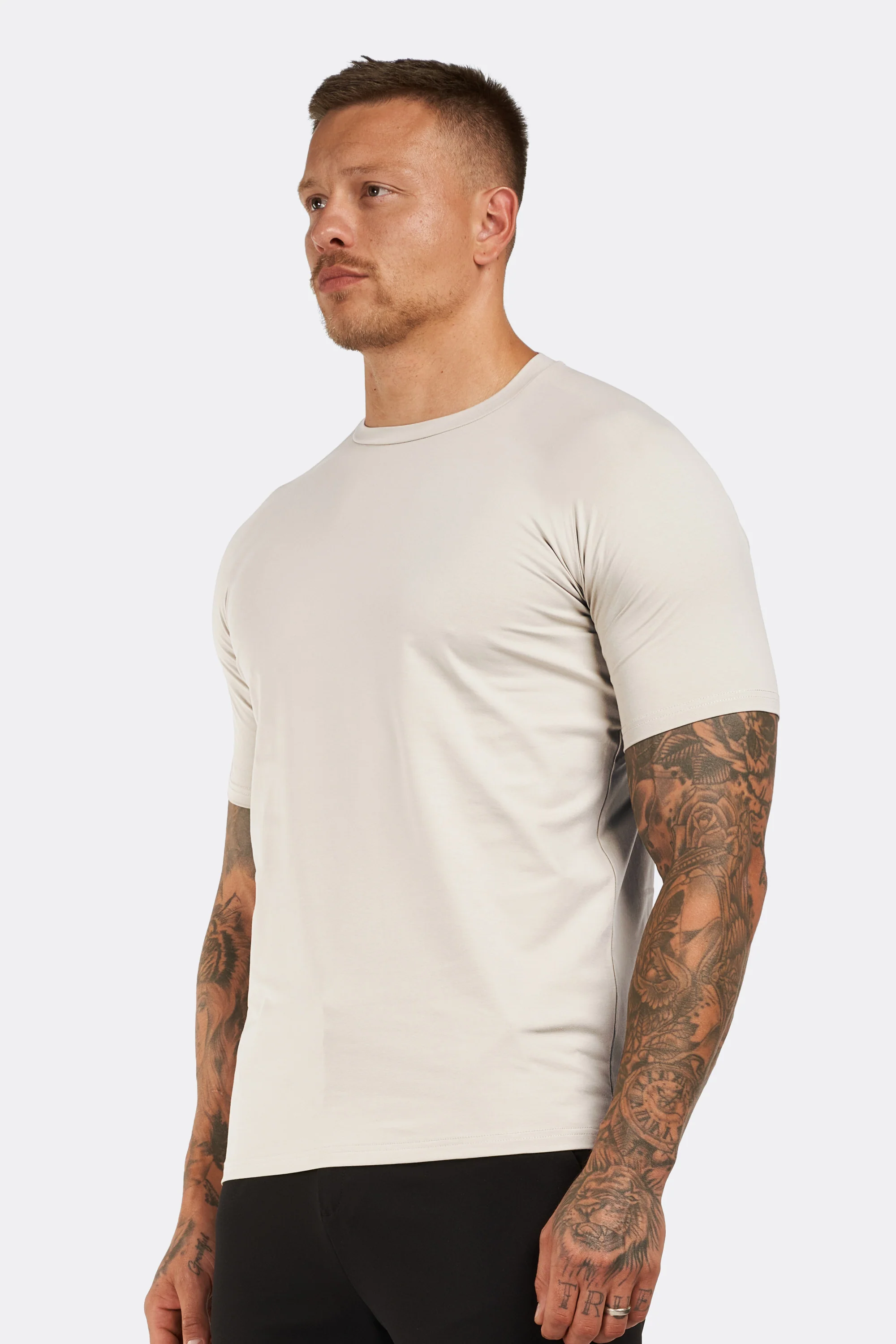 THE ESSENTIAL T-SHIRT - Image 8